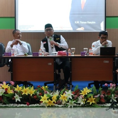 Kemenag Jakarta Selatan Gelar Rapat Evaluasi Capaian Kinerja Triwulan I 2025