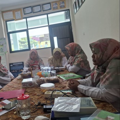 Kembangkan Potensi Siswa, MTsN 26 Kepulauan Seribu Gelar Rakor Pembina Ekstrakurikuler