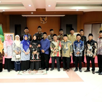 Promosi Jabatan Kepala Madrasah : Apresiasi Kompetensi Dan Prestasi Guru