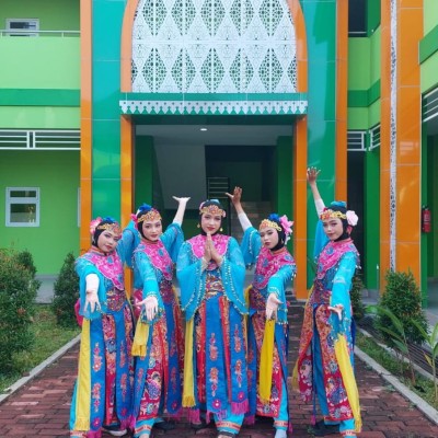 Penari MAN 14 Jakarta Juara 3 Pada TARSCOFT57 2025