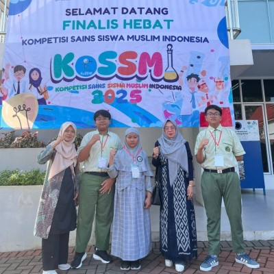 MIN 4 Jakarta Raih Penghargaan Dalam Kompetisi Sains Siswa Muslim Indonesia (KOSSMI) 2025
