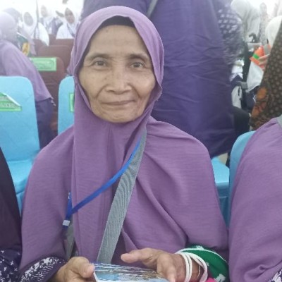 Tukijah Karyopawiro: Daftar Berdua Berangkat Haji Sendiri
