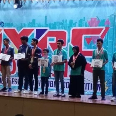 Tim Robotik MTsN 42 Jakarta Timur Cetak Sejarah Juara 3 IYRC 2025