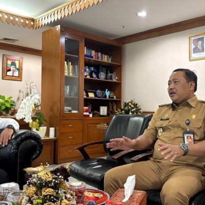 Kunjungi Walikota DKI Jakarta, Joko Santoso Undang Walikota Hadir pada Perayaan Waisak