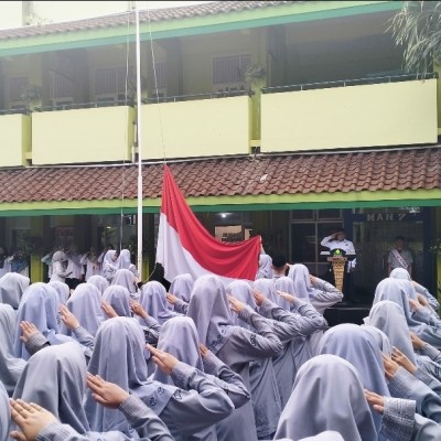 GTK dan Siswa MAN 7 Jakarta Ikuti Upacara Hari Kebangkitan Nasional 2025