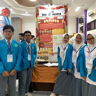 Unjuk Gigi di Kompetisi Internasional  (World Science Environment and Engineering Competition ) WSEEC dengan Inovasi PHITECO