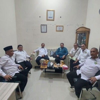 Monitoring Penyaluran Tunjangan Profesi Guru, Kanwil Kemenag DKI Jakarta Kunjungi Kemenag Kepulauan Seribu