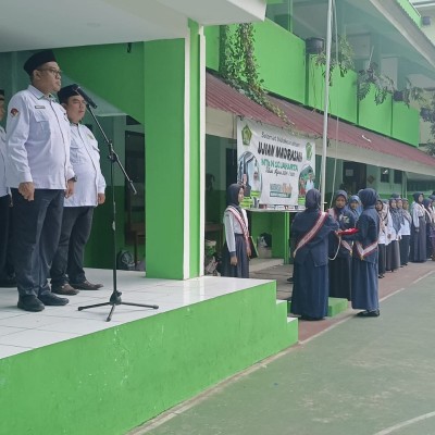 MTsN 10 Jakarta Gelar Upacara Harkitnas ke-117, Tanamkan Semangat Bangkit dan Bersatu