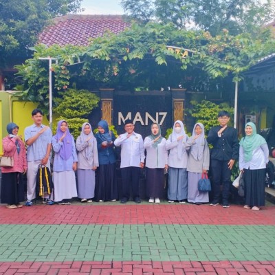 Siswa MAN 7 Jakarta Melaju ke Final FLS3N Tingkat Kota