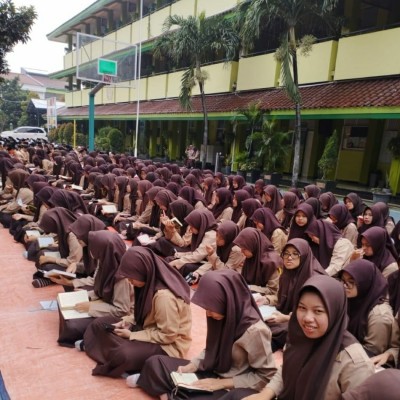 Kegiatan Tadabur Ayat Al-Qur’an di MAN 7 Jakarta Selatan Tingkatkan Spiritualitas Siswa