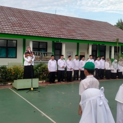 MIN 9 Jakarta Selatan Gelar Upacara Peringatan Harkitnas ke-117