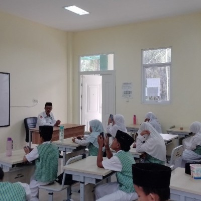 Transformasi Asesmen di Pesisir: MIN 17 Kepulauan Seribu Gunakan Sistem Berlapis