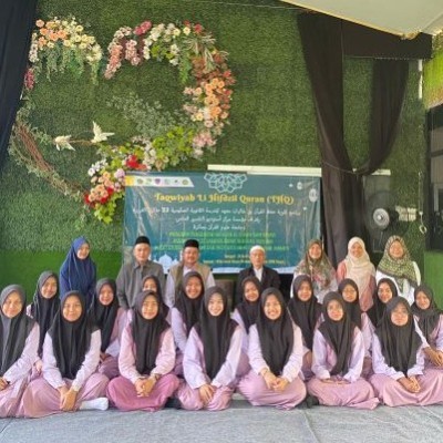 Langkah Kecil Menuju Hafidzah: Perjalanan Spiritual Santriwati MAN 22
