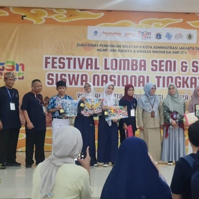 Menggores Warna, Menoreh Prestasi: Perjalanan Riziq Zaki di Dunia Ilustrasi