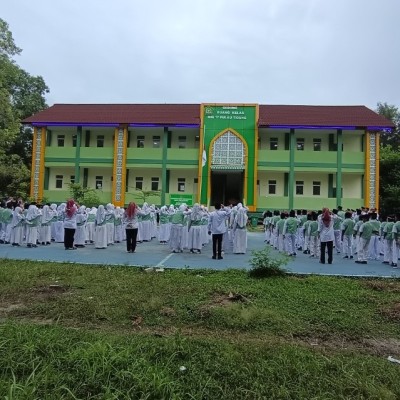 Suara Pancasila Menggema dari Pulau, MIN 17 Teguhkan Komitmen Kebangsaan