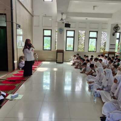 Pengumuman Kelulusan Kelas 6 MIN 9 Jakarta Selatan Penuh Haru dan Syukur