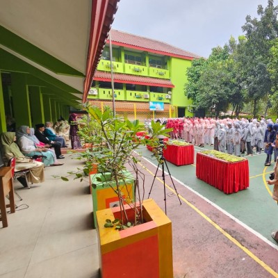 Penuh Haru, Pelepasan Siswa MAN 9 Jakarta Timur Jadi Momen Tak Terlupakan