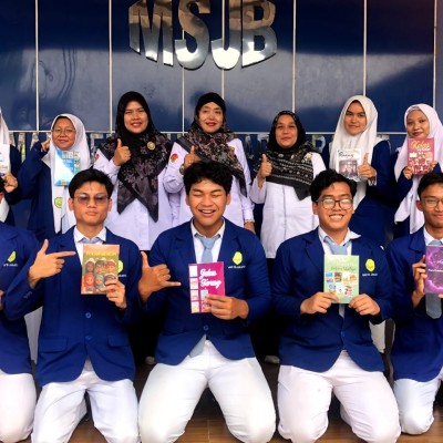 341 Siswa MAN 10 Jakarta Barat Hasilkan Karya Literasi: 10 Buku Diluncurkan