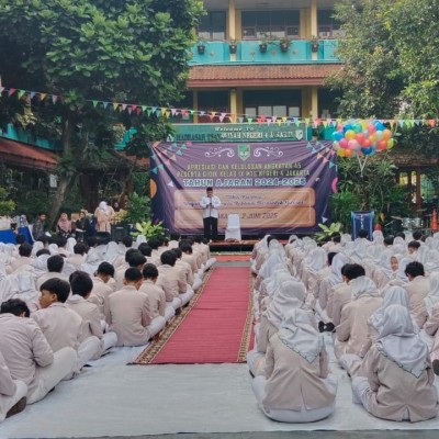 259 Siswa MTsN 4 Jakarta Resmi Lulus, Pelepasan Digelar dengan Khidmat