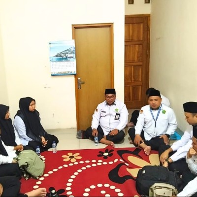 Sebelas CPNS Kemenag Kepulauan Seribu Terima Pengarahan Perdana dari Kepala Kantor