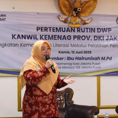 Menulis dari Hati: DWP Kemenag DKI Jakarta Asah Keterampilan Fiksi Bersama Hairunisah