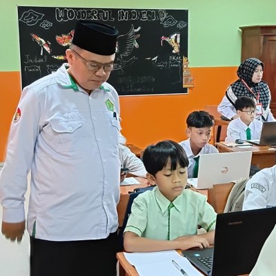 MTsN 3 Jakarta Gelar Computer Assisted Test (CAT) dalam Rangka PPDB 2025
