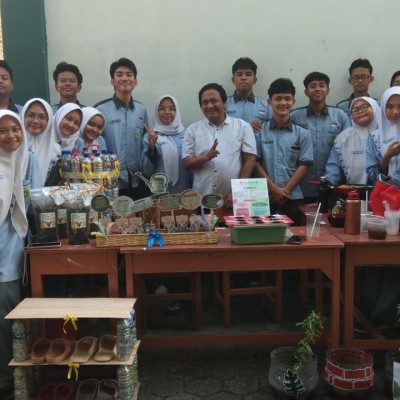 Kegiatan P5RA MAN 22 Jakarta Ceria dan Meriah, Tumbuhkan Karakter Cinta Lingkungan