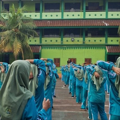 MTsN 37 Jakarta Gelorakan Hidup Sehat