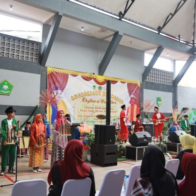Menjaga Warna Nusantara Lewat Nada: Lucrexiart Showcase di MTsN 4 Jakarta