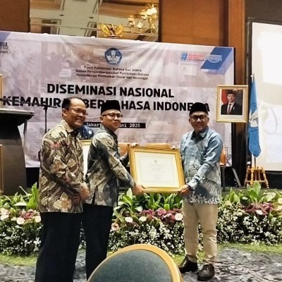 MAN 7 Jakarta Tunjukkan Prestasi di Tingkat Nasional Lewat Literasi Bahasa