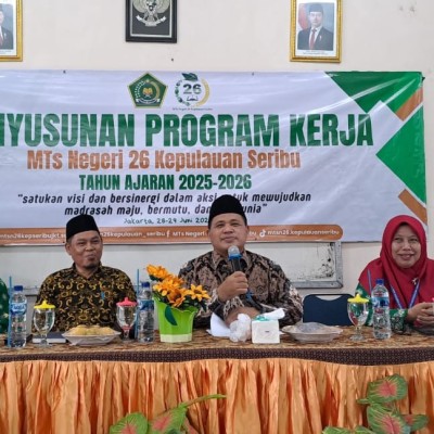 Nasruddin Buka Penyusunan Program Kerja Di MTsN 26