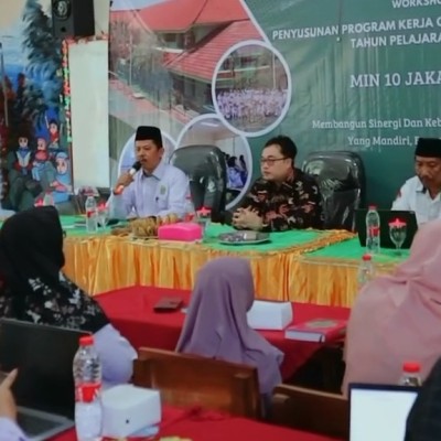 Wujudkan Madrasah Mandiri, Berprestasi, dan Mendunia, MIN 10 Gelar Workshop Program Kerja