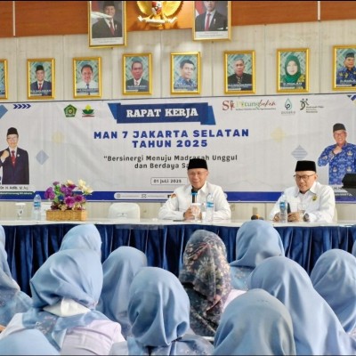 Kabag TU Tekankan Penguatan Mutu dan Etika di Raker MAN 7 Jakarta