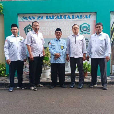 Tim Monitoring Kanwil Kemenag DKI Tinjau PPDB MAN 22 Jakarta