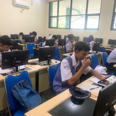 Antusiasme Tinggi, 241 Peserta Berebut Kursi Jalur Reguler di MAN 22 Jakarta
