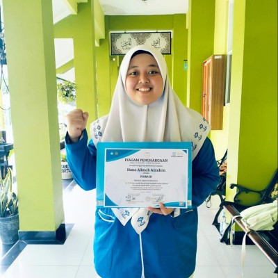 Hana Alimah Azzahra, Siswi MAN 7 Jakarta Raih Juara 3 Olimpiade Bahasa Arab Tingkat Kota