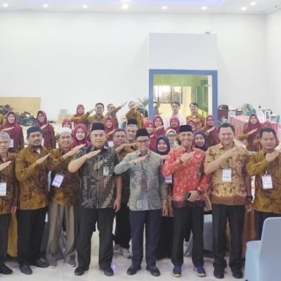 MAN 8 Jakarta Timur Gelar Workshop Modul Ajar Berbasis Deep Learning