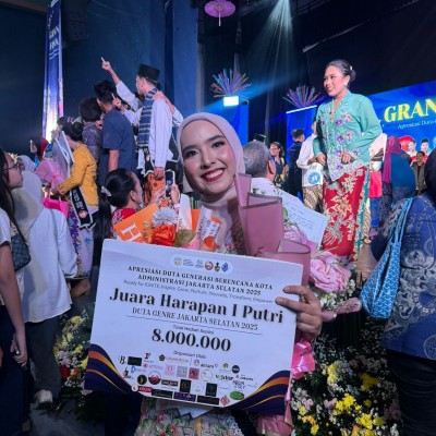 Sumayyah Az Zahra Hijjiyah Siswi MAN 4 Jakarta Raih Juara Harapan 1 Duta GenRe Jakarta Selatan