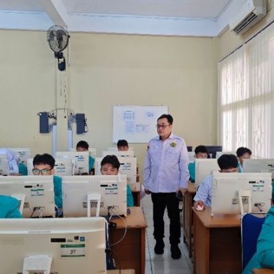 Kankemenag Kota Jakarta Timur Lakukan Monev Pelaksanaan ANBK di MAN 6 Jakarta timur