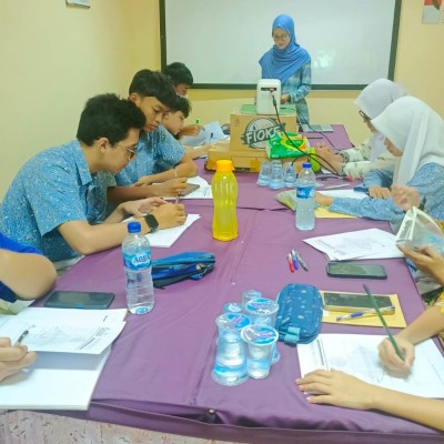 Menuju Olimpiade JMC 2025 : MTsN 19 Jakarta Selatan Laksanakan Kegiatan Pendalaman Materi
