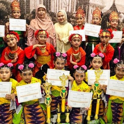 MIN 20 Jakarta Borong Juara di Ajang Lomba Tari Tradisional