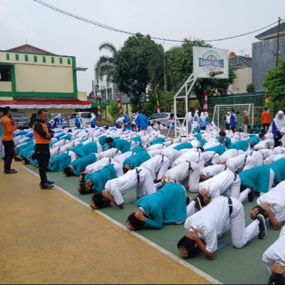 Simulasi Tanggap Gempa di MAN 6 Jakarta: Edukasi Mitigasi Bencana Sejak Dini