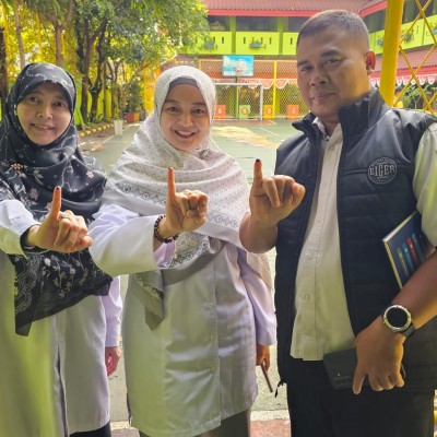 Paslon 02 Terpilih Jadi Ketua dan Wakil Ketua OSIS MAN 9 Jakarta Lewat E-Voting