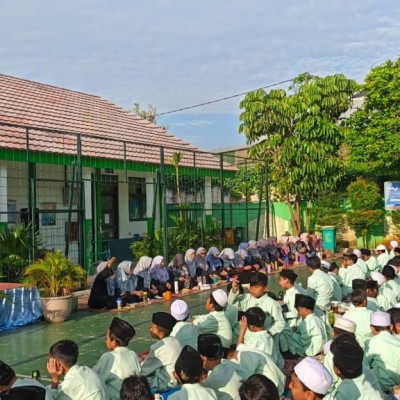 MIN 9 Jakarta Selatan Peringati Maulid Nabi Muhammad SAW dengan Khidmat