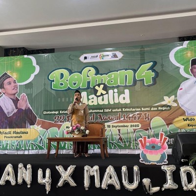 MAN 4 Jakarta Selatan Gelar Maulid Nabi Muhammad SAW Bersama Ustad Maulana
