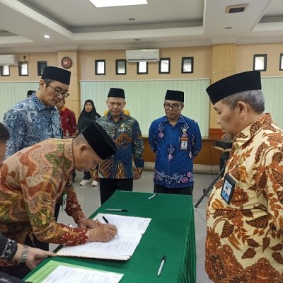 Kankemenag Jakarta Barat Gelar Sertijab Kepala KUA