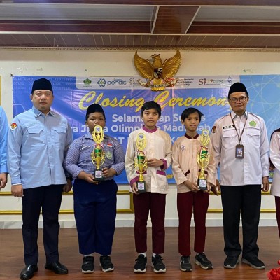 Kakanwil DKI Apresiasi Prestasi Siswa Madrasah di Olimpiade Indonesia Tingkat Jakarta Pusat