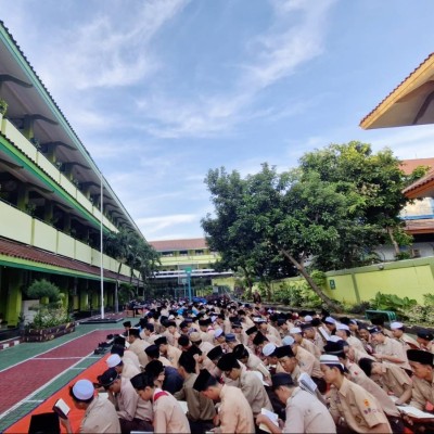 Kegiatan Pagi Bahas Qs. Al-Isra: 23 tentang Berbakti kepada Orang Tua