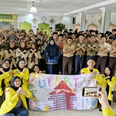 MAN 7 Jakarta Sambut Roadshow UI ArtX 2025