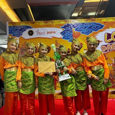 Tim Tari Tradisional MTsN 3 Jakarta Raih Juara 1 Lomba Tari Tradisional Nusantara